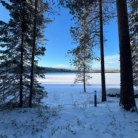Traditional Lakeside * Rovaniemi