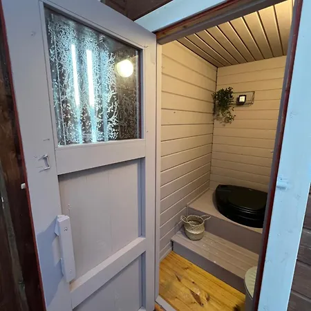 Chalet Traditional Lakeside