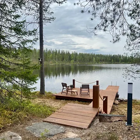 Traditional Lakeside Lomamökit Rovaniemi
